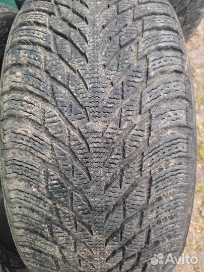 Nokian Tyres Hakkapeliitta R3 245/45 R18 100T