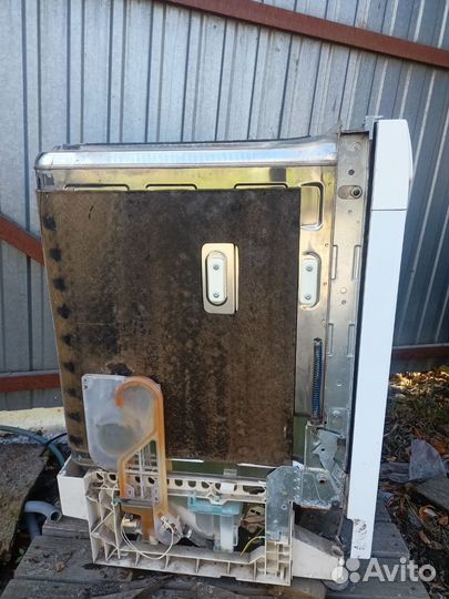 Посудомоечная машина Ariston 7237 в разбор