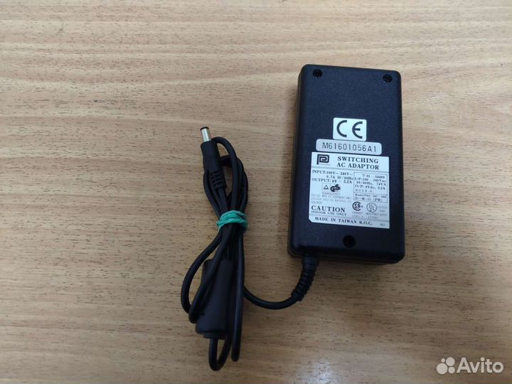 Блоки питания PSA-30U 8V-2.2A и TC-2A 12V 2A