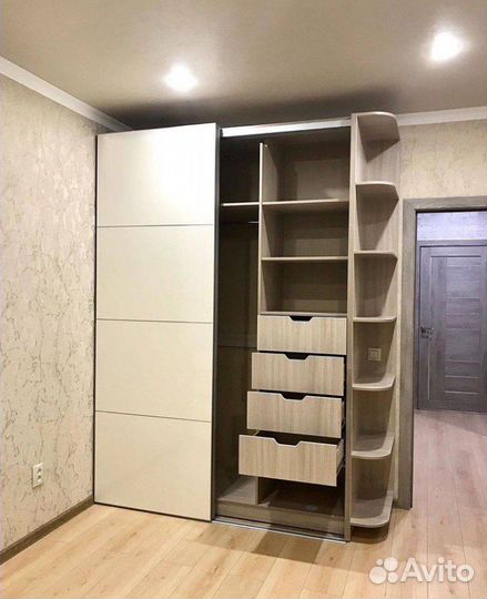 Шкафы купе на заказ от фабрики