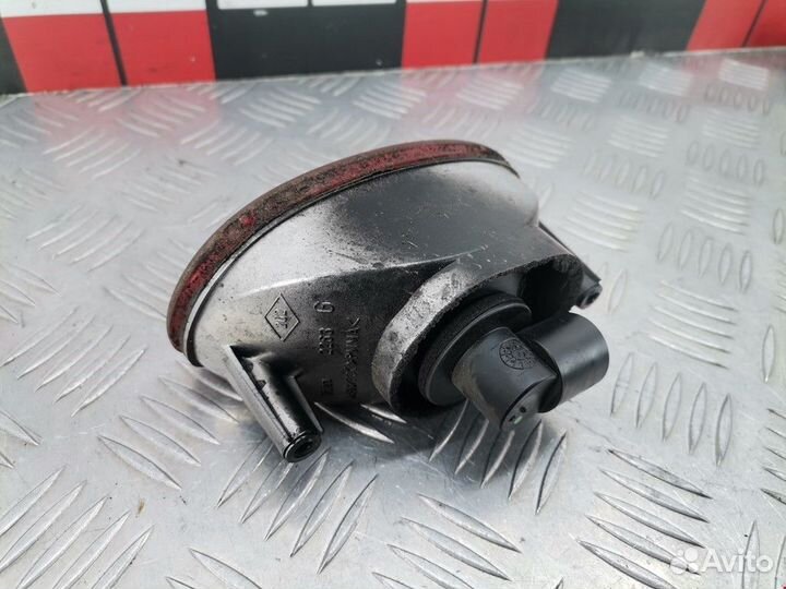 Фонарь противотуманный левый Renault Scenic 1998