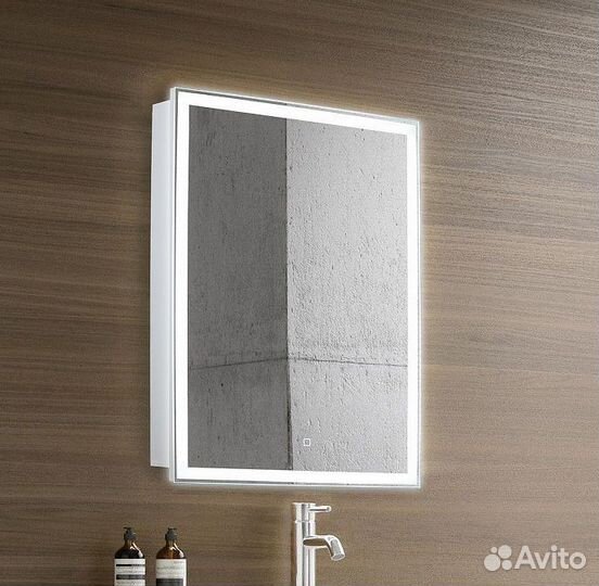 Зеркальный шкаф в ванную Дельта