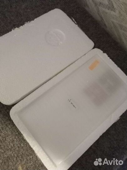 Защитное стекло на телефон