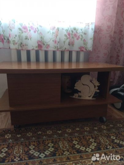 Журнальный стол