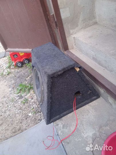 Сабвуфер 12 с коробом