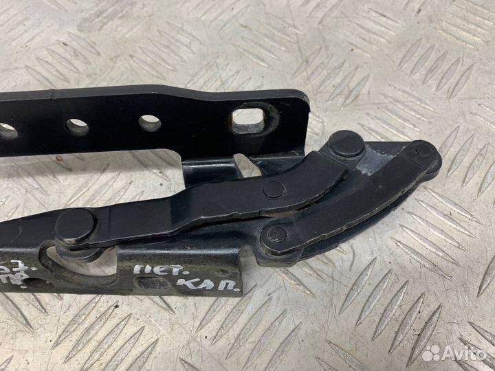 Б/У петля капота передний правый Bmw 7-Series Long