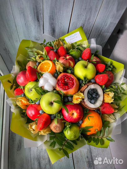 Фрутковый букет корзина