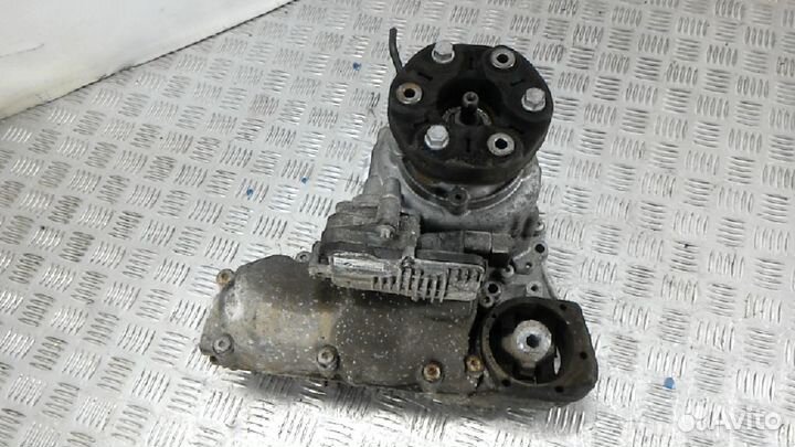 Коробка раздаточная BMW X1