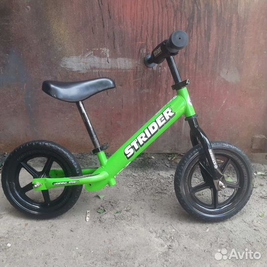 Беговел strider 12 страйдер