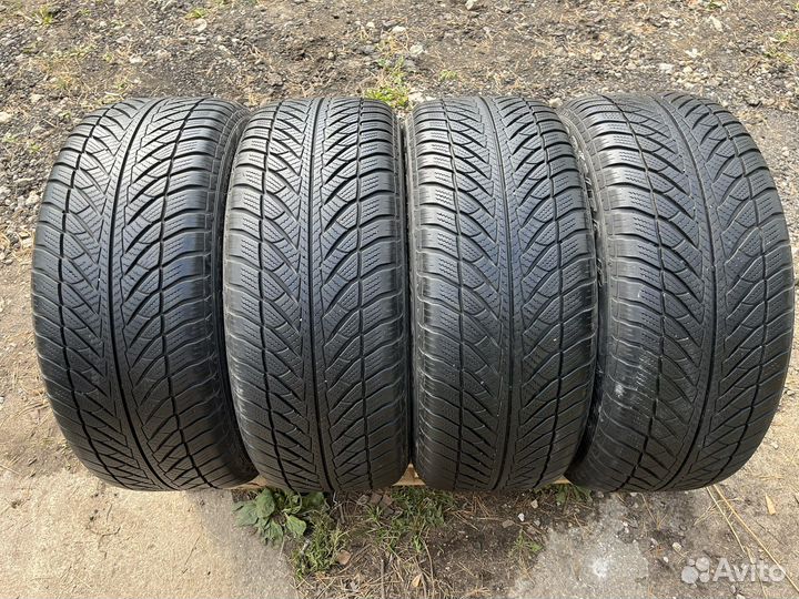 Goodyear UltraGrip 255/50 R19