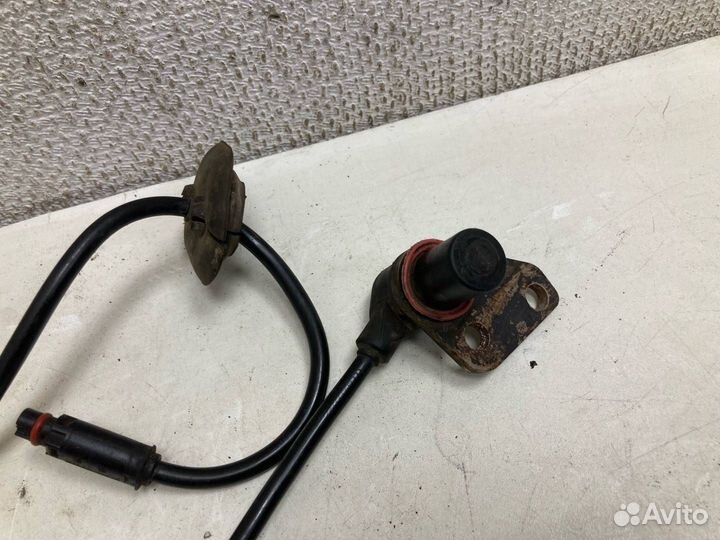 Датчик ABS передний на мерседес w124
