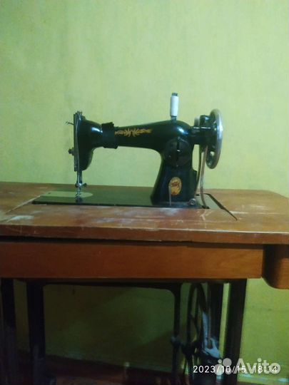 Швейная машина Подольск ножная