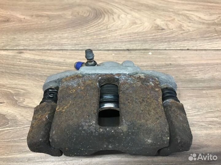 Суппорт тормозной передний правый Ваз 2114 2111 1