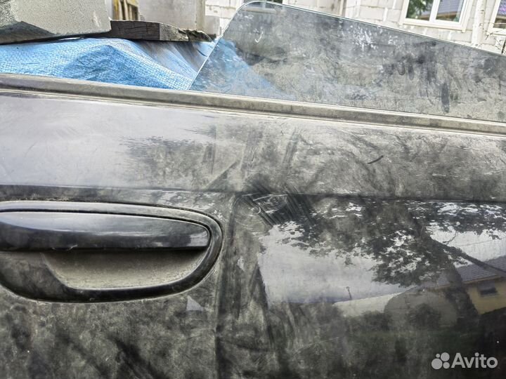 Задняя дверь subaru outback