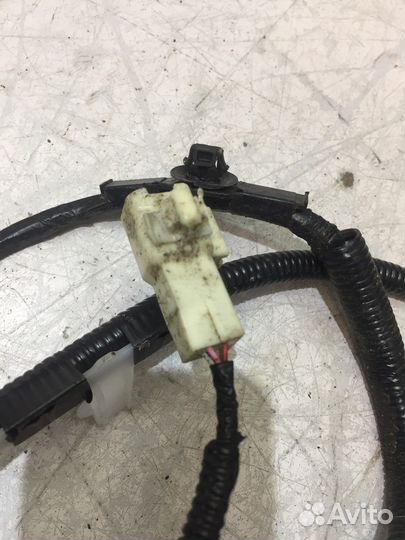 Электропроводка багажника (Lexus ES)