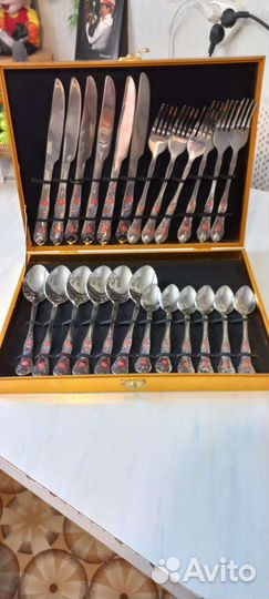 Набор столовых приборов новый