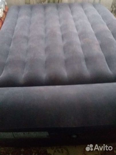 Надувной матрас intex