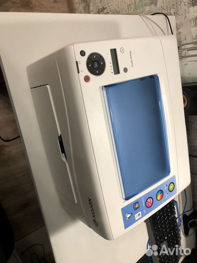 Цветной лазерный принтер Xerox Phaser 6010N