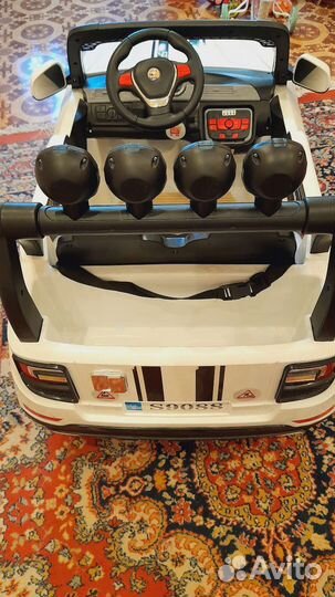 Детский электромобиль bmw