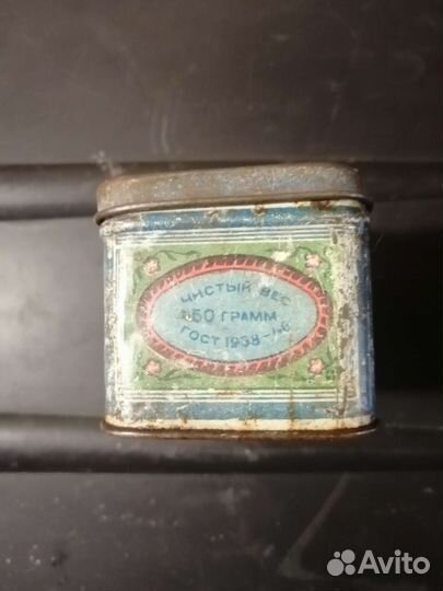 Металлическая коробочка от чая