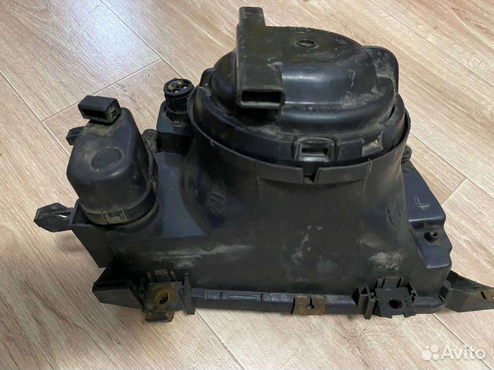 Фара левая ауди 80 Б4