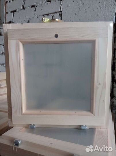 Деревянные окна для бани