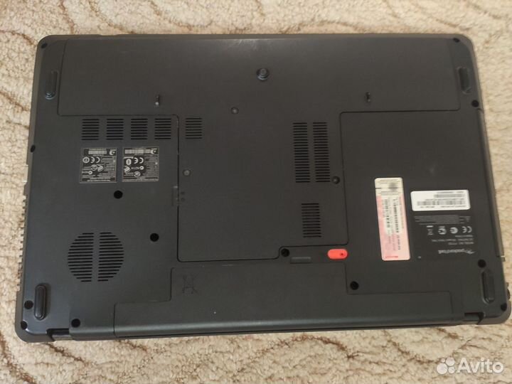 Ноутбук 17 на разбор