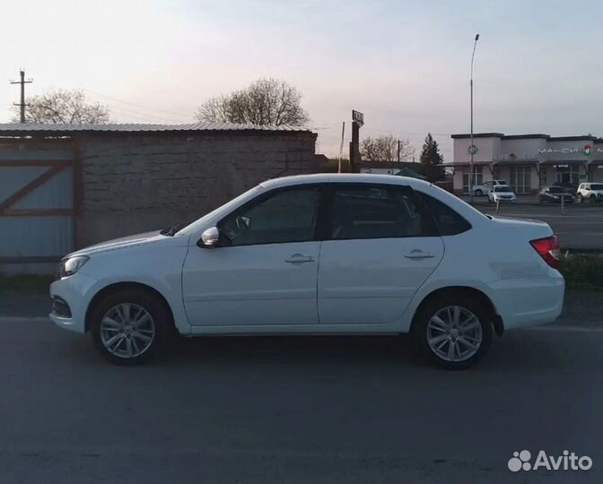 LADA Granta 1.6 МТ, 2023, 3 000 км