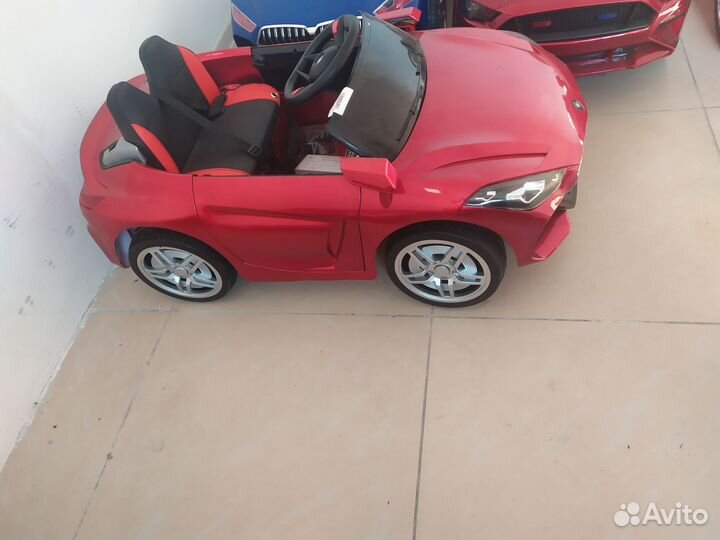 Электромобиль джип