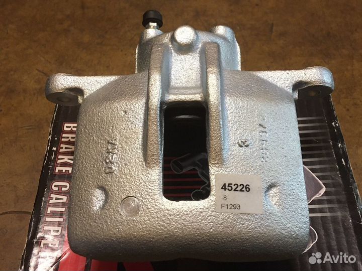 Супорт тормозной Toyota