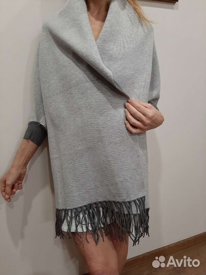 Накидка-шарф с рукавами