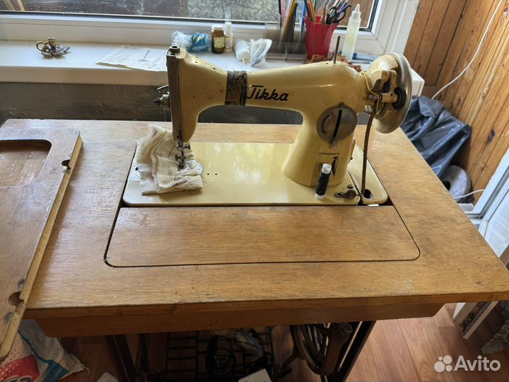 Швейная машина tikka