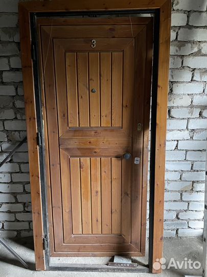 Металлическая дверь бу
