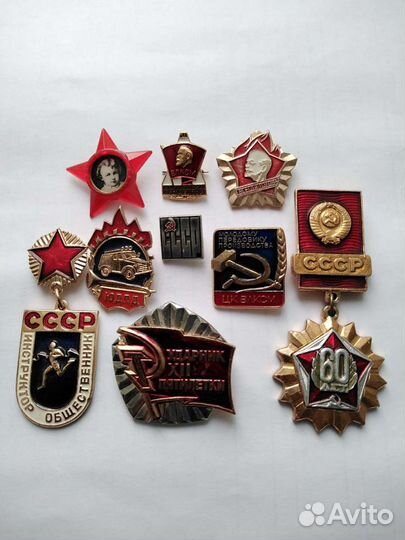 Наборы значков разные