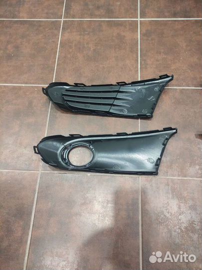 Заглушка в бампер окантовка птф WV Polo 10-14 седа