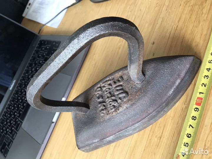 Утюг чугунный старинный