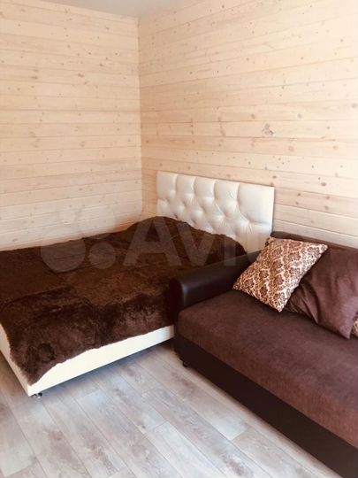 Таунхаус 98 м² на участке 3 сот.