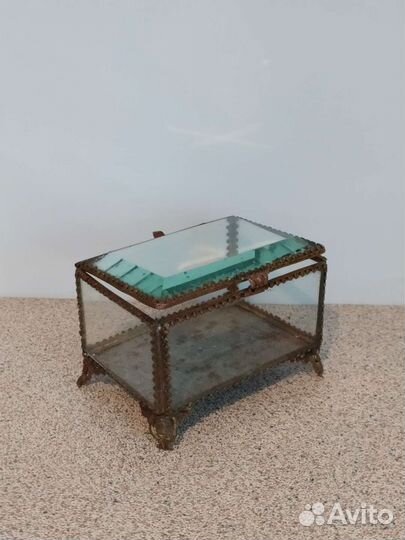 Шкатулка старинная