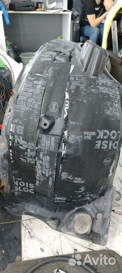 Шумоизоляция дверей и арок автомобиля