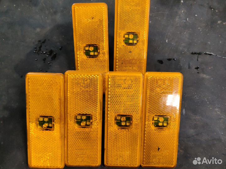 Боковые габаритные огни