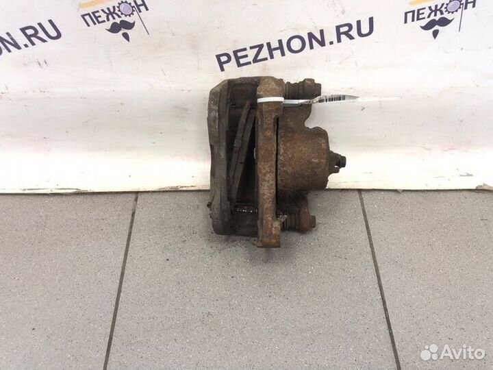 Суппорт тормозной передний правый Nissan Teana