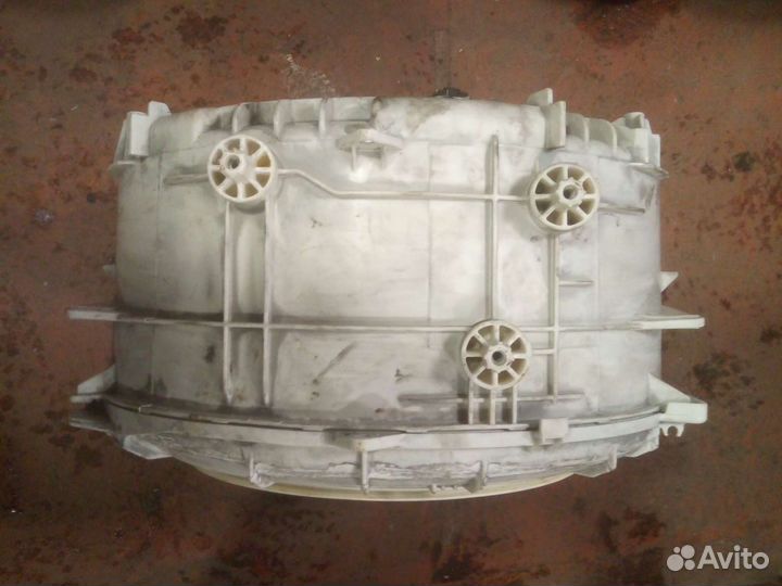 Бак Ariston на 5-6кг