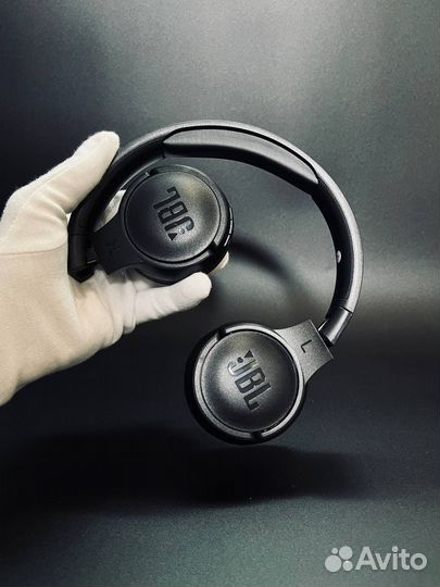 Беспроводные наушники jbl