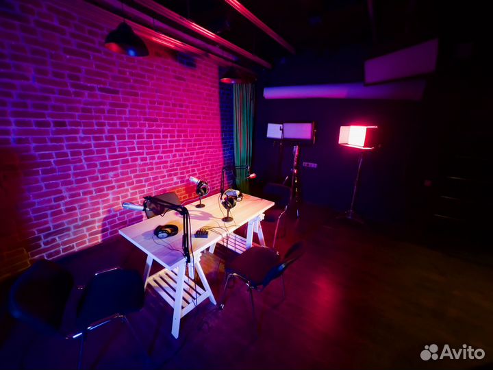 Онлайн-видеостудия. Запись подкастов, вокала