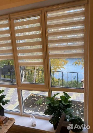 Рулонные шторы в коробе и с направляющими I0712