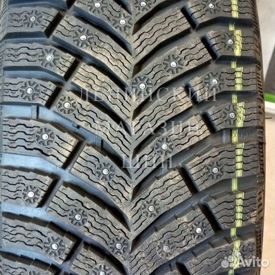 Michelin X-Ice North 4 SUV 275/40 R21 107T
