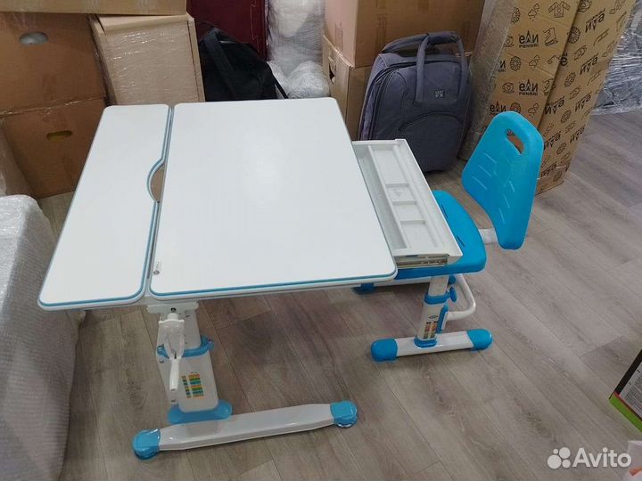 Растущая парта и стул