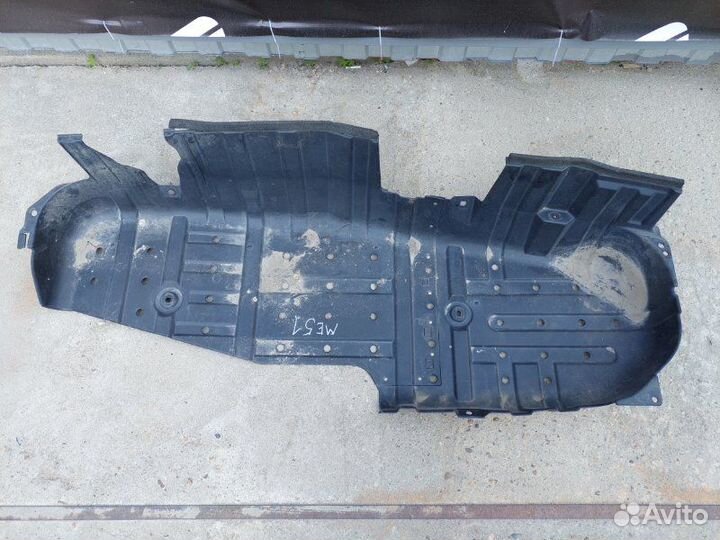 Защита топливного бака Nissan Elgrand ME51 VQ25DE