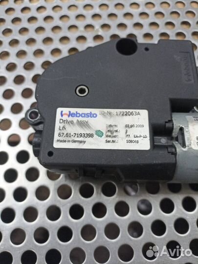 Моторчик люка BMW 7 F01/F02 2009 67617193398