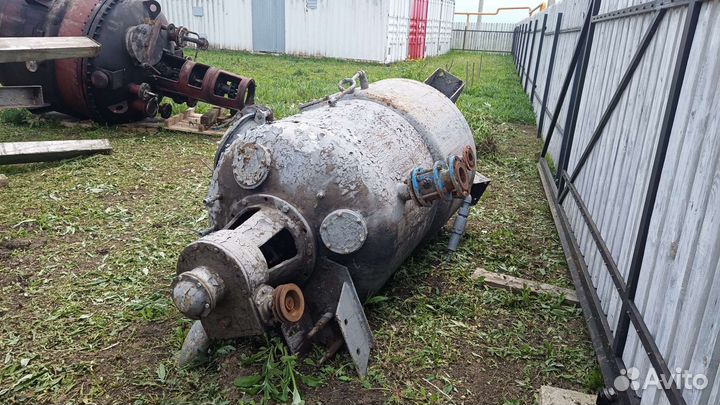 Вакуум-аппарат мзс-241 Ёмкость нержавеющая